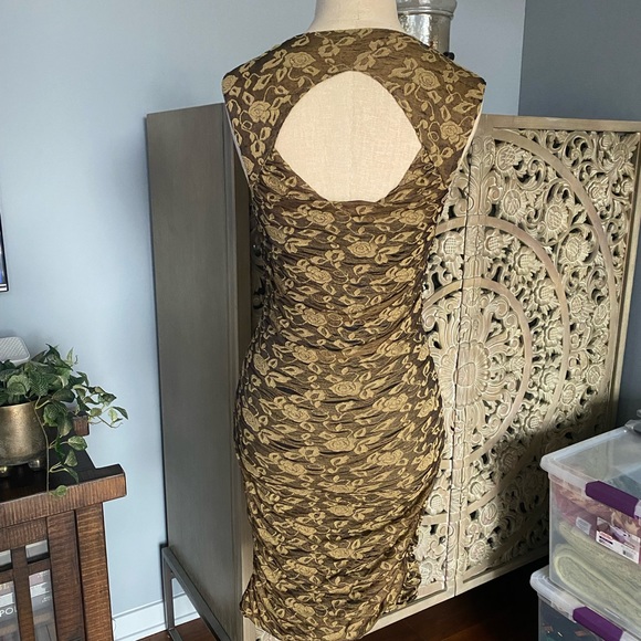 [Free People] NWOT Gold Keyhole Back Dress - Picture 2 of 6
